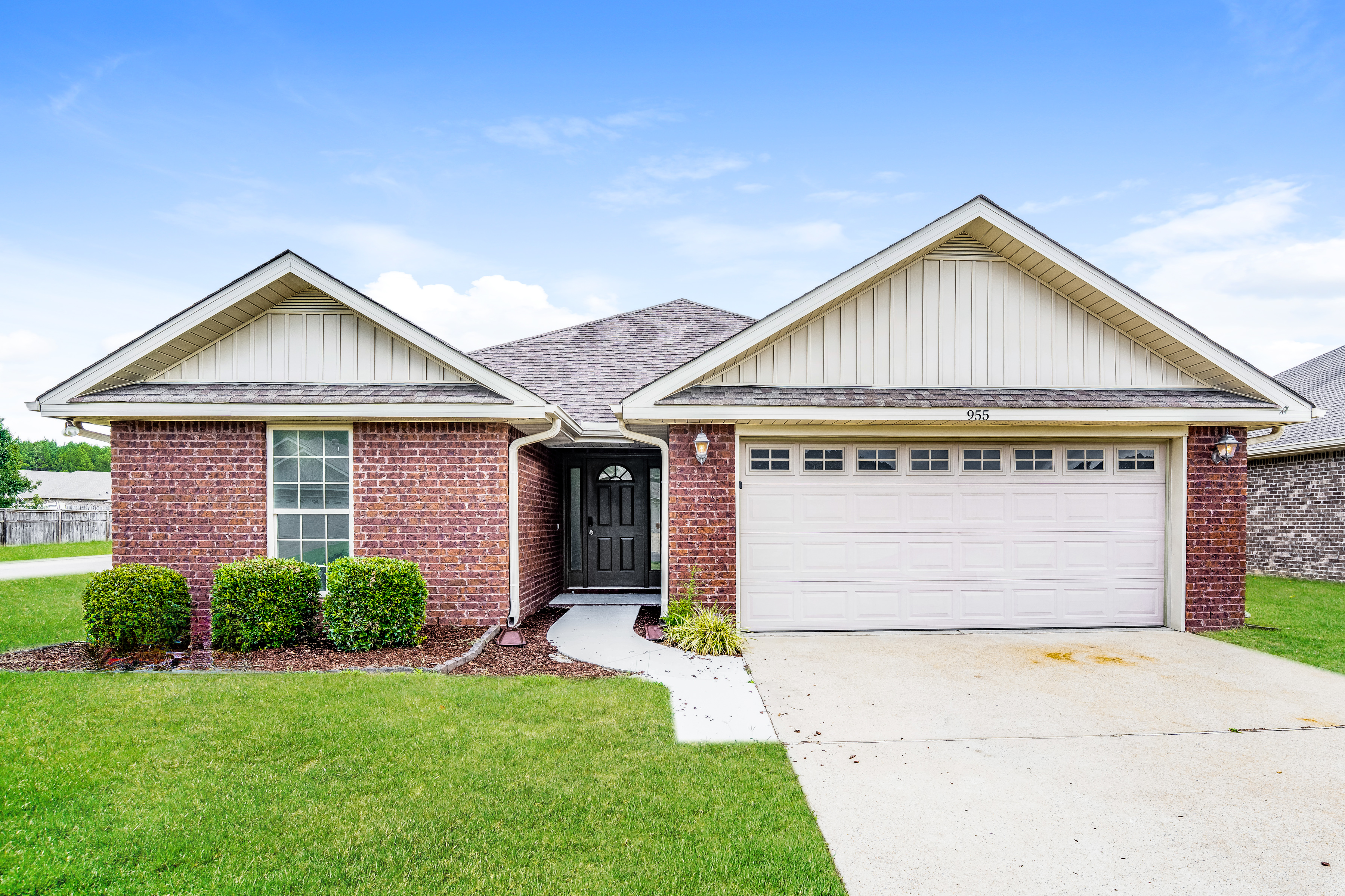 955 CLOVER AVE ODENVILLE, AL 35120